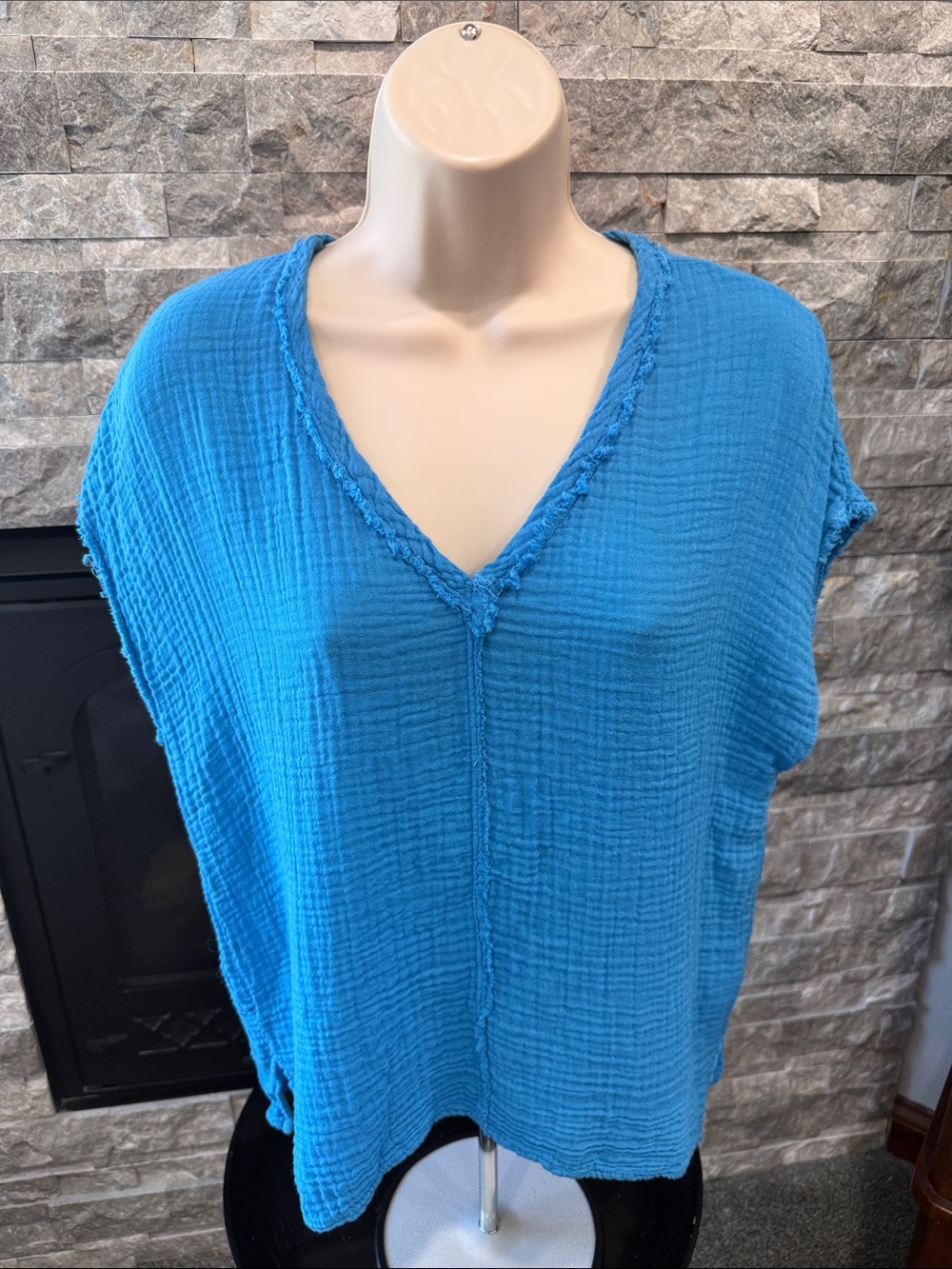 Michael Stars Royal Blue Naomi Split Neck
Gauze Top